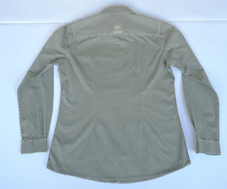 Hemd für Damen von Josyland, leichtes Blusenhemd in hellblau mit Knopfleiste und langem Ärmel, elegante Alltagsschuhe
